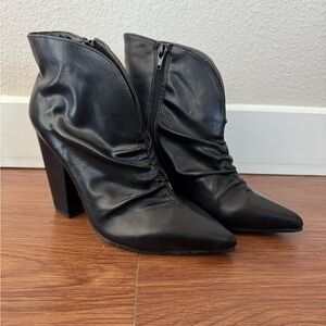 JustFab Black Heeled Boots - Size 7